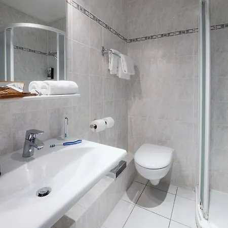 Au Petit Saint-jean - Ex Sure Centre Hotel 3*